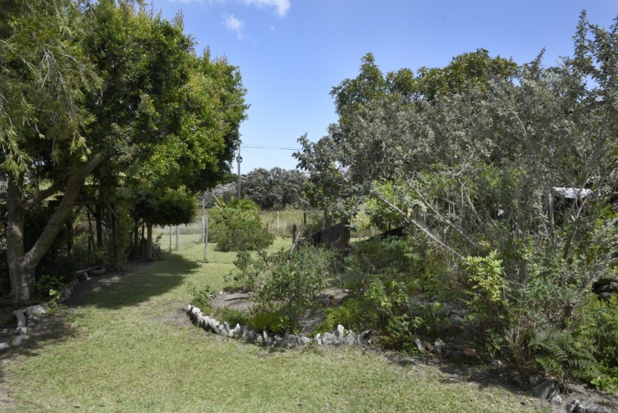4 Bedroom Property for Sale in Heuningkloof Western Cape